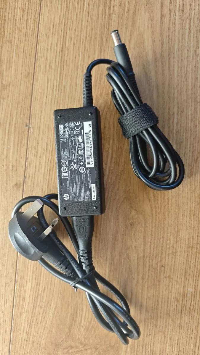 HP 45W 19.5V 2.31A Adapter Charger Power Supply - Image 2