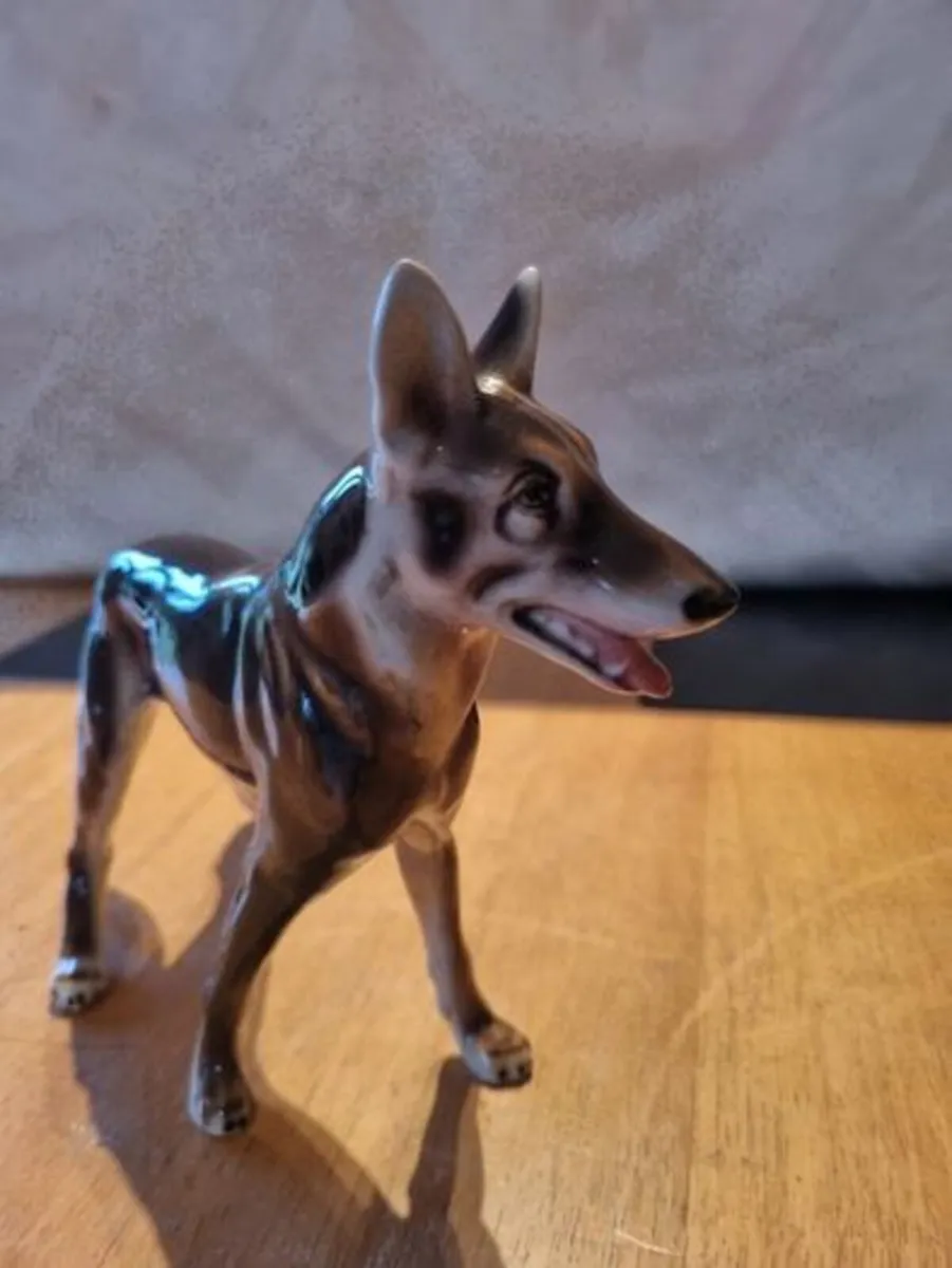Austrian porcelain dog figurine - Image 4