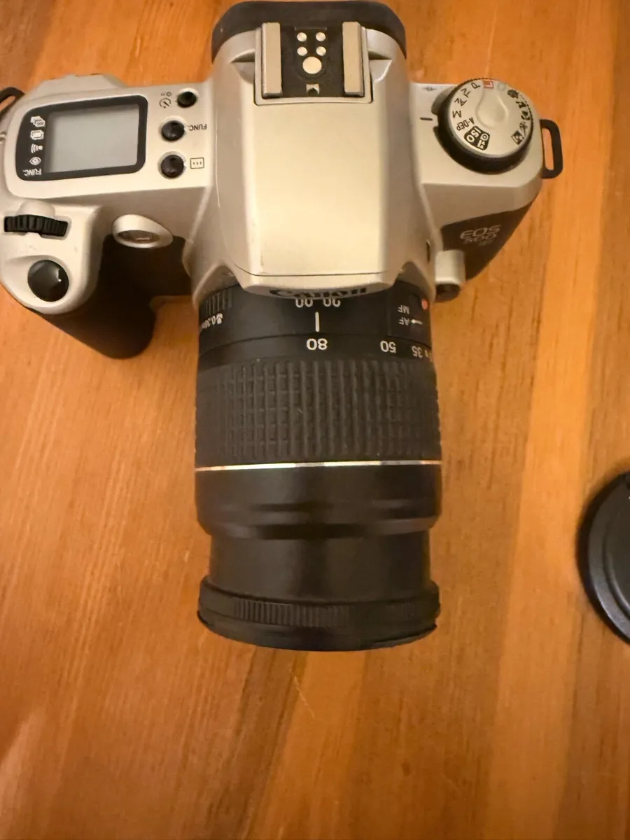 Canon EOS 500n Film Camera with Zoom Lens - Image 3
