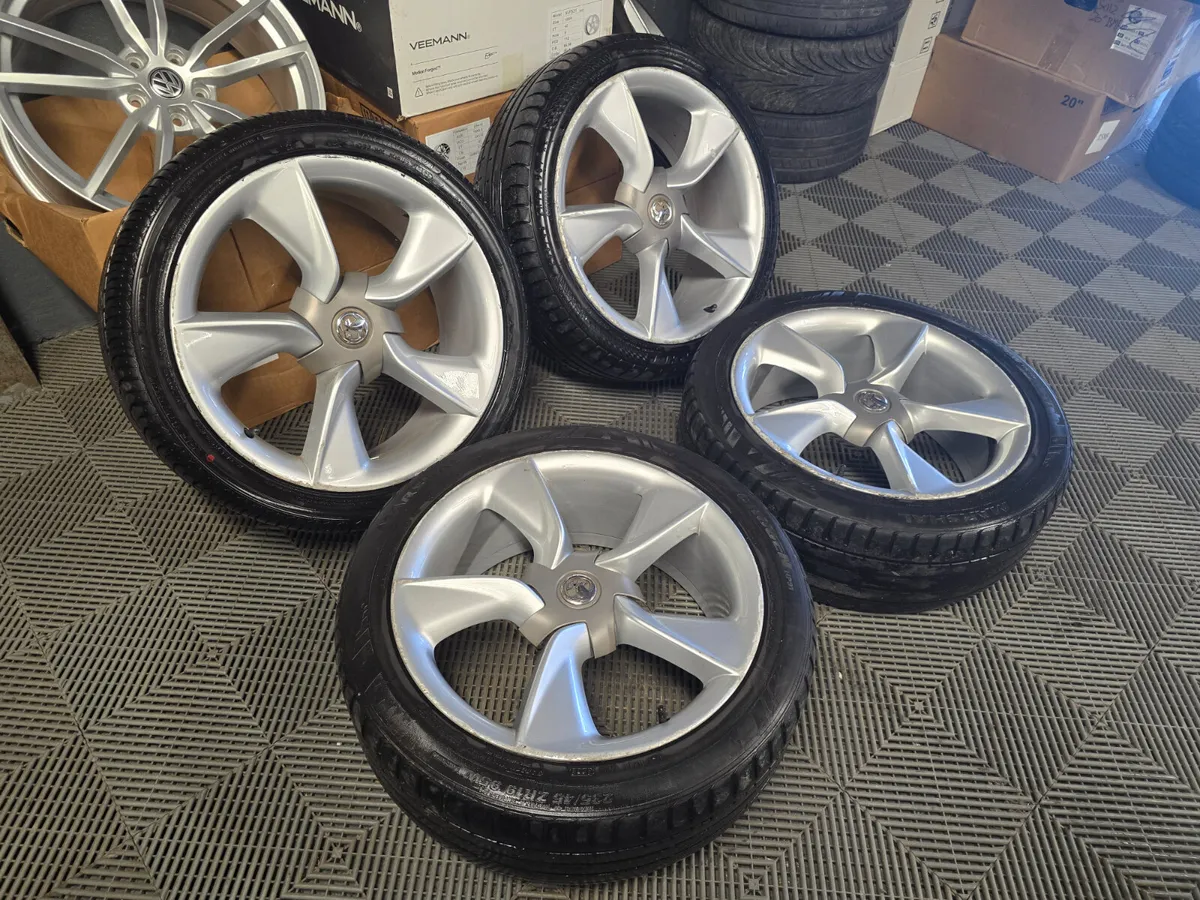 19" Vauxhall Astra Turbine Alloys - Image 3