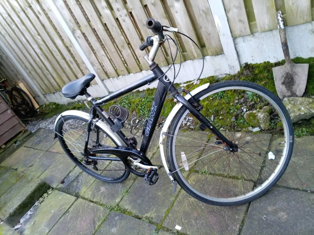 Giant Expression LX city Bike - Image 1