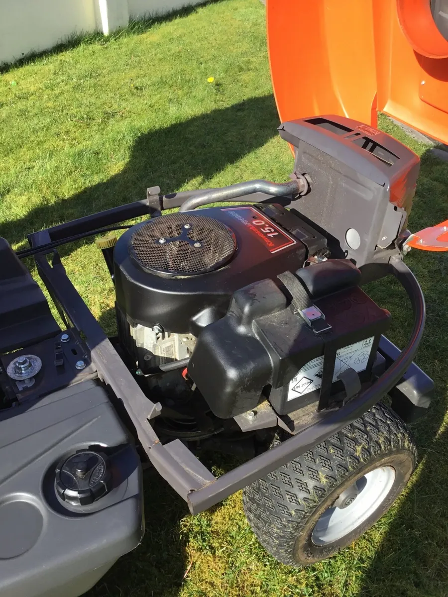 Husqvarna Rider R15Ts ~ all wheel drive - Image 3