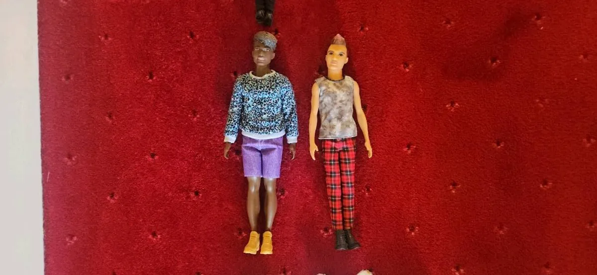 Barbies & Kens - Image 2