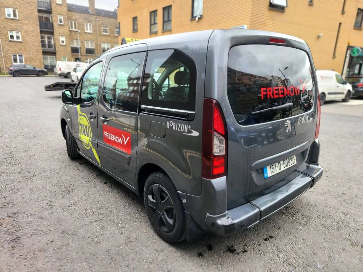 Taxi for sale - Image 2