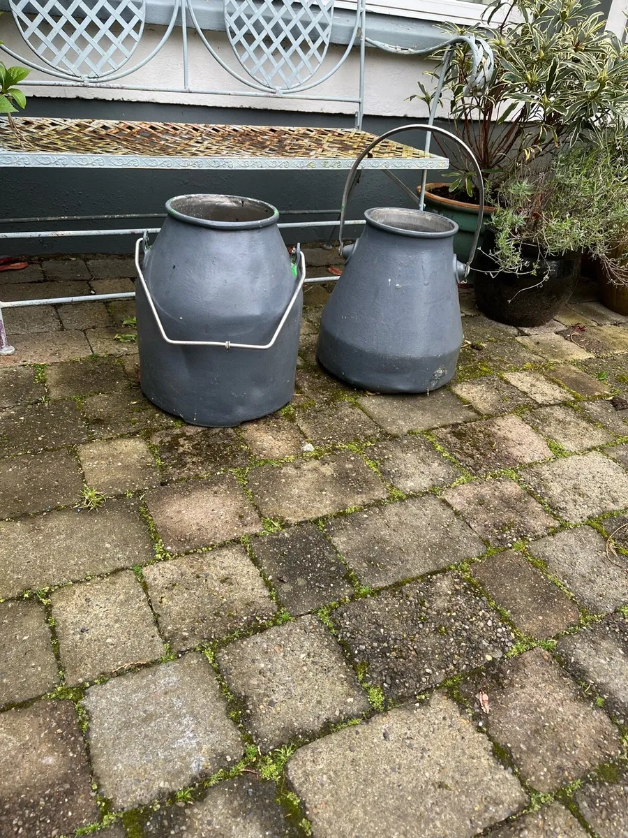 Garden Churns - Image 1