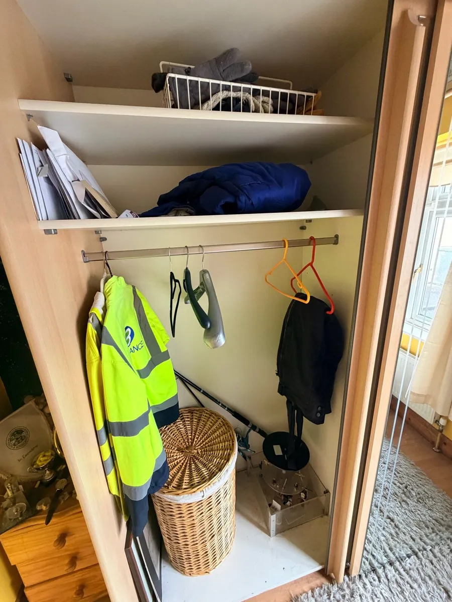 Sliding wardrobe - Image 2