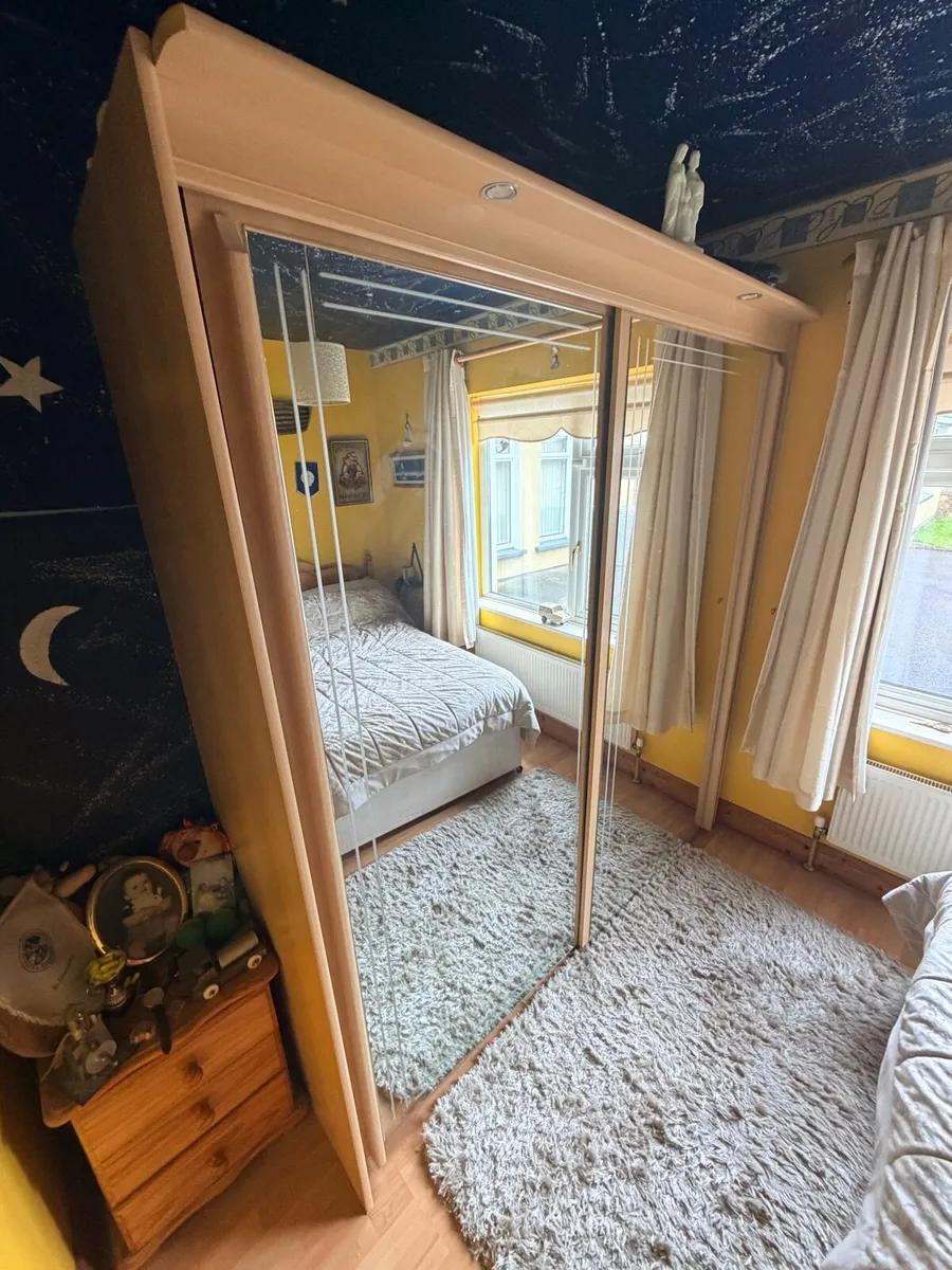 Sliding wardrobe - Image 3