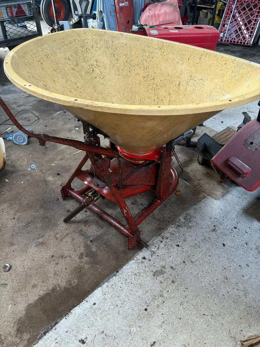 Vicon sowers. Wagtails - Image 1