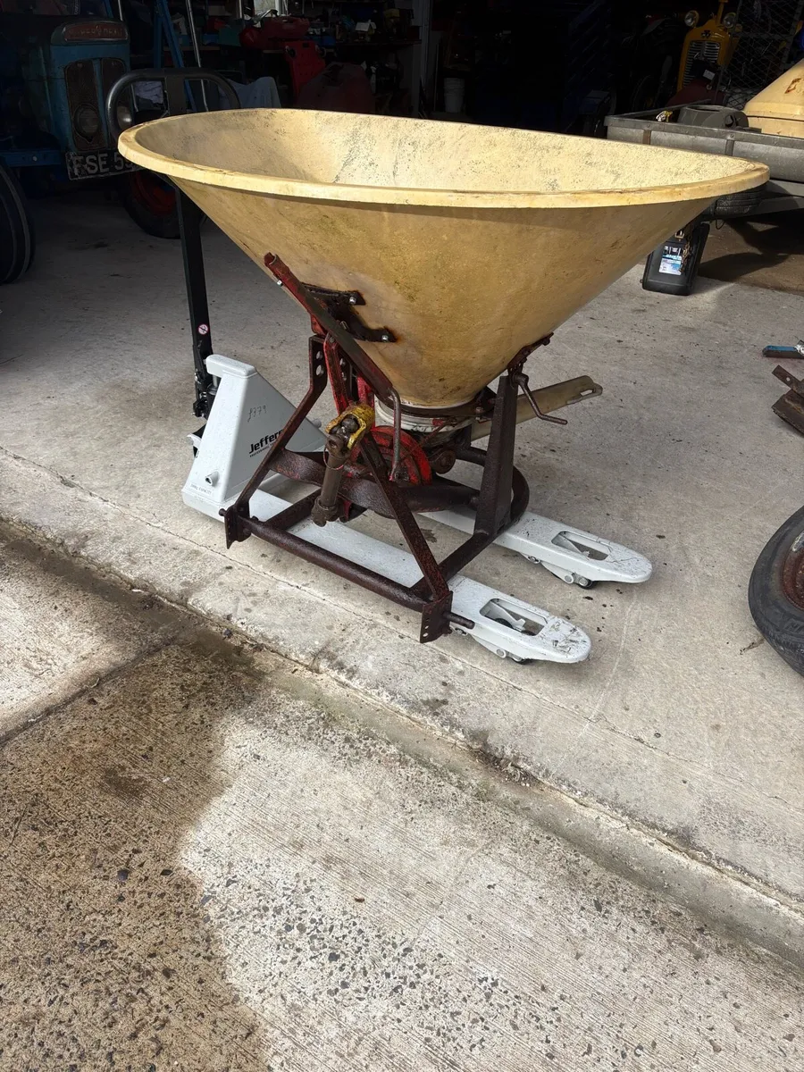 Vicon sowers. Wagtails - Image 3