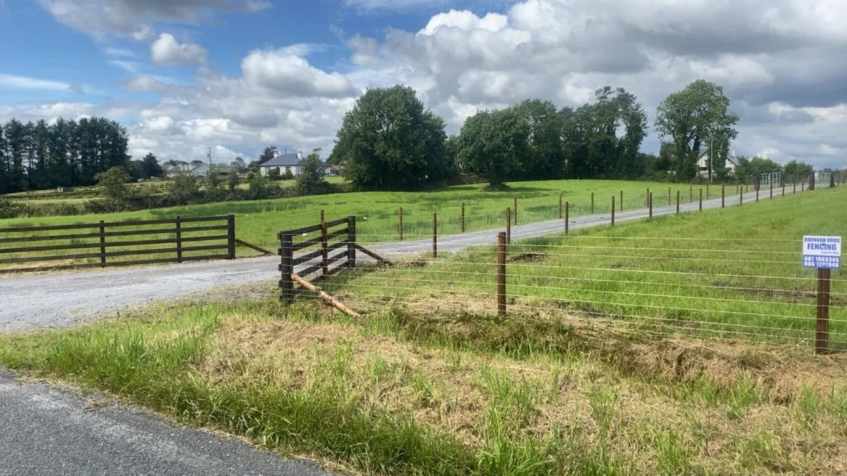 Brennan Bros Fencing Contractor - Image 1