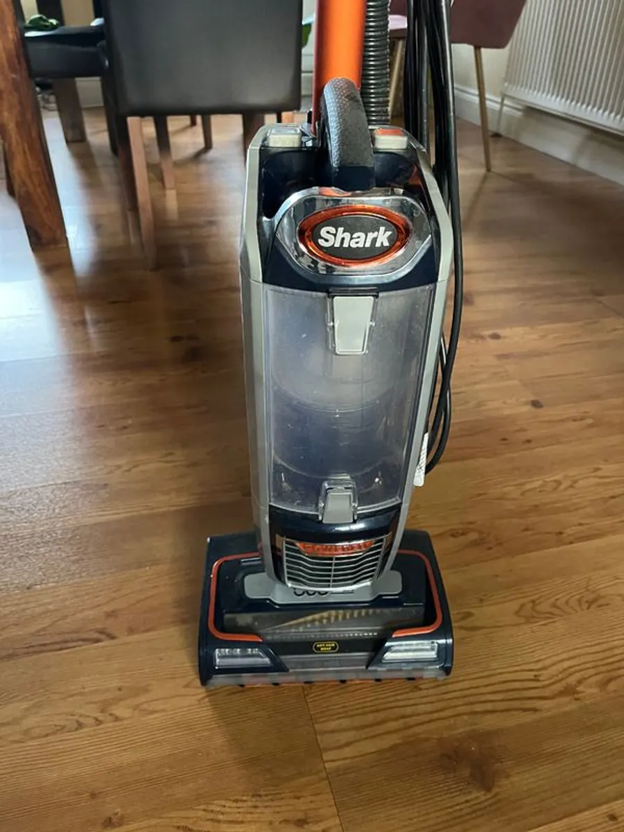 Shark Classic Anti Hair Wrap Upright Pet Vacuum NZ801UKT (like new) - Image 1