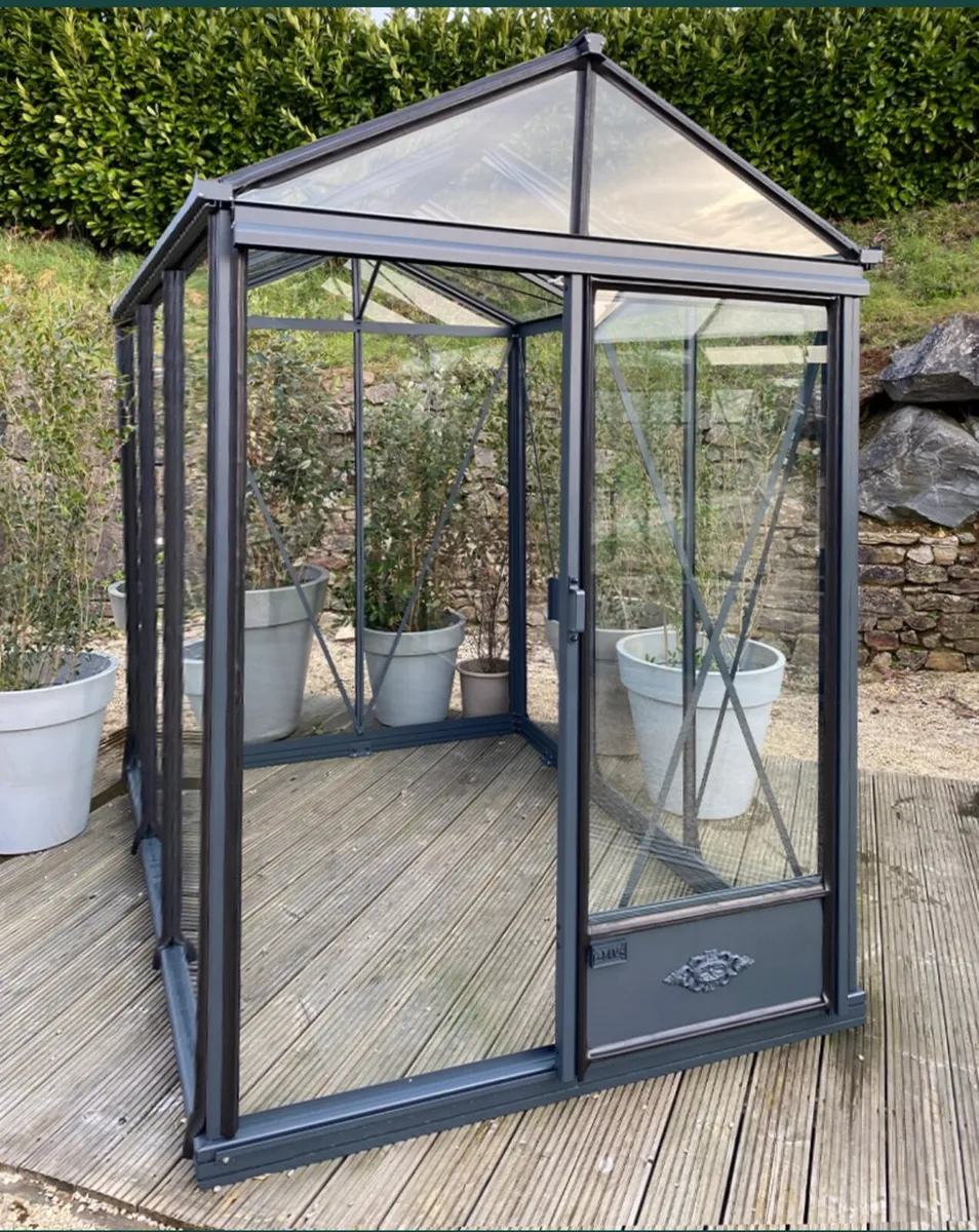 SALE PREMIUM Glass House - Image 3