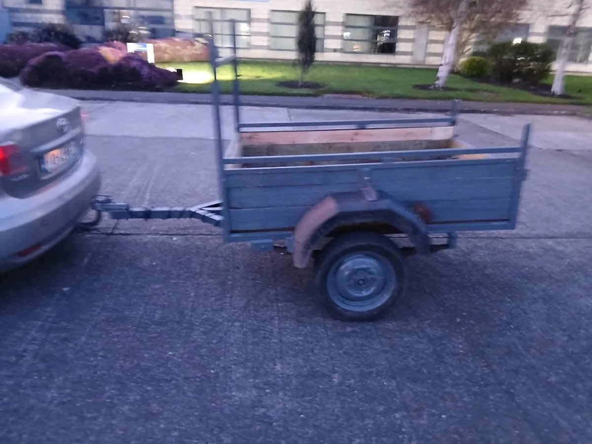 6 by 4 car trailer very stong nice runnin trailer - Image 2