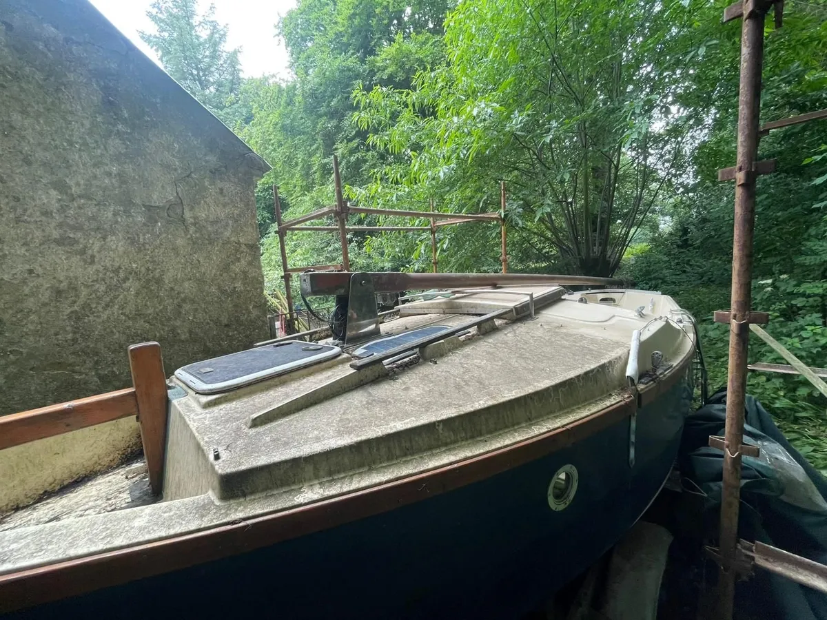 Cornish Shrimper 19 – restoration project boat - Image 3