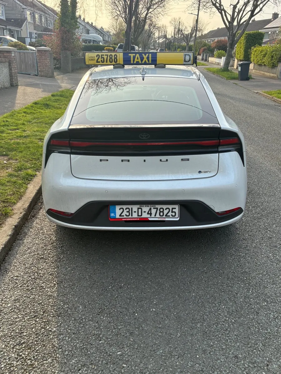 Taxi for rent - Image 4