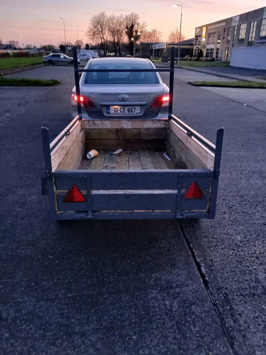 6 by 4 car trailer very stong nice runnin trailer - Image 4