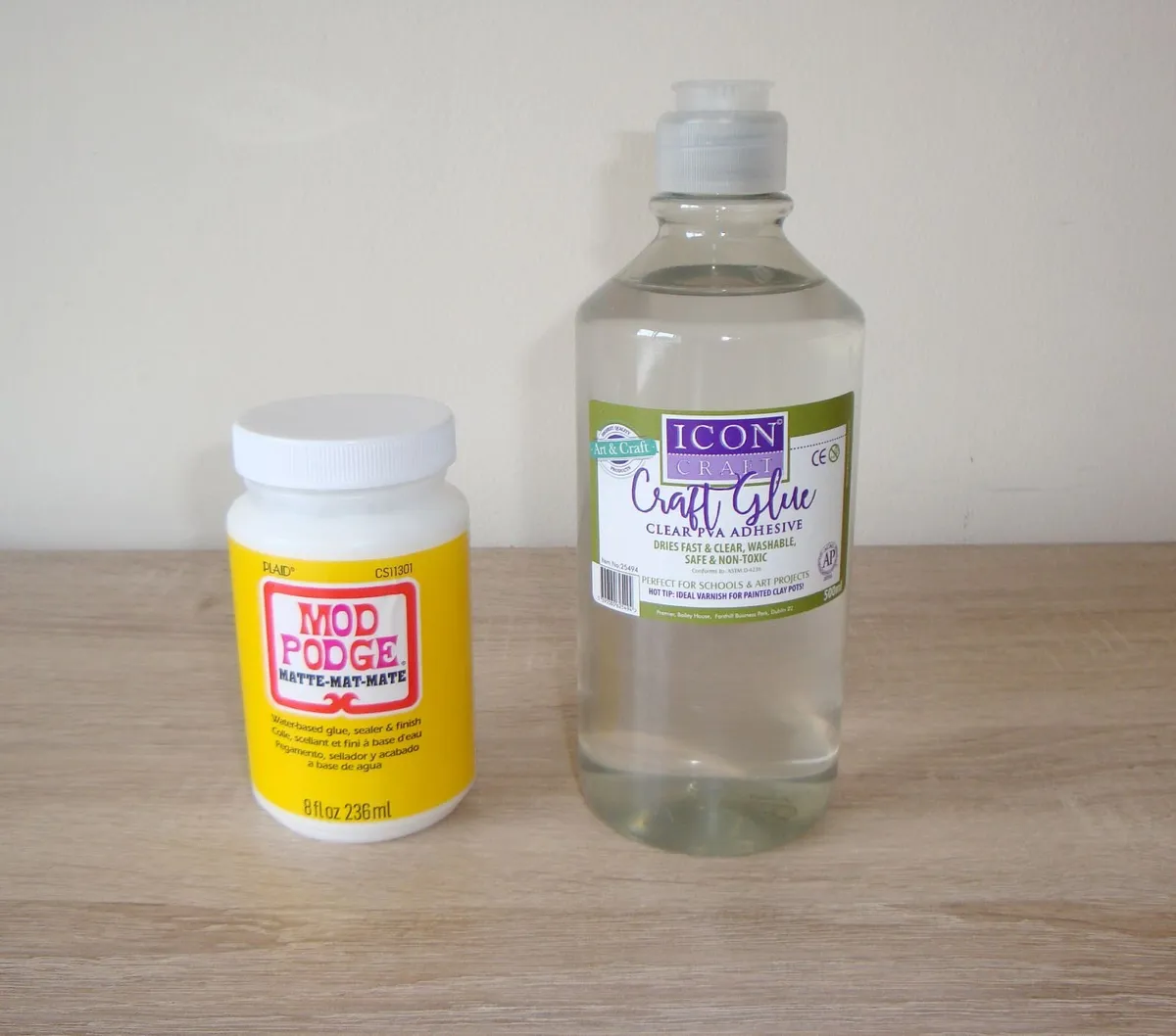 Craft Glue Mod Podge art supplies - Image 2