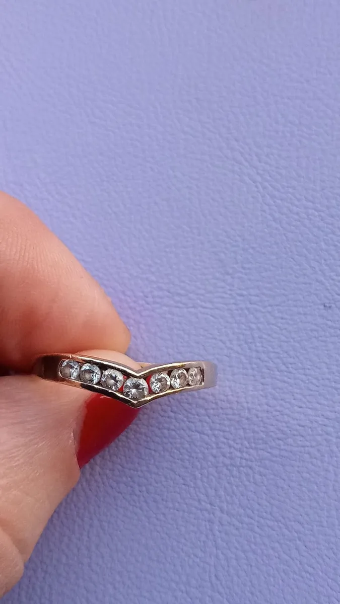 Beautiful 9ct Gold s Dress Ring - Image 2