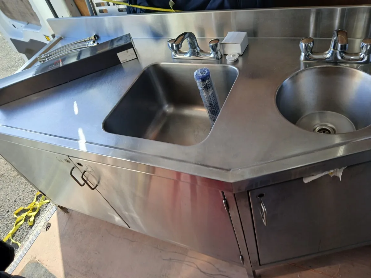 Staneless steel cabbinet double sink unit complete - Image 3