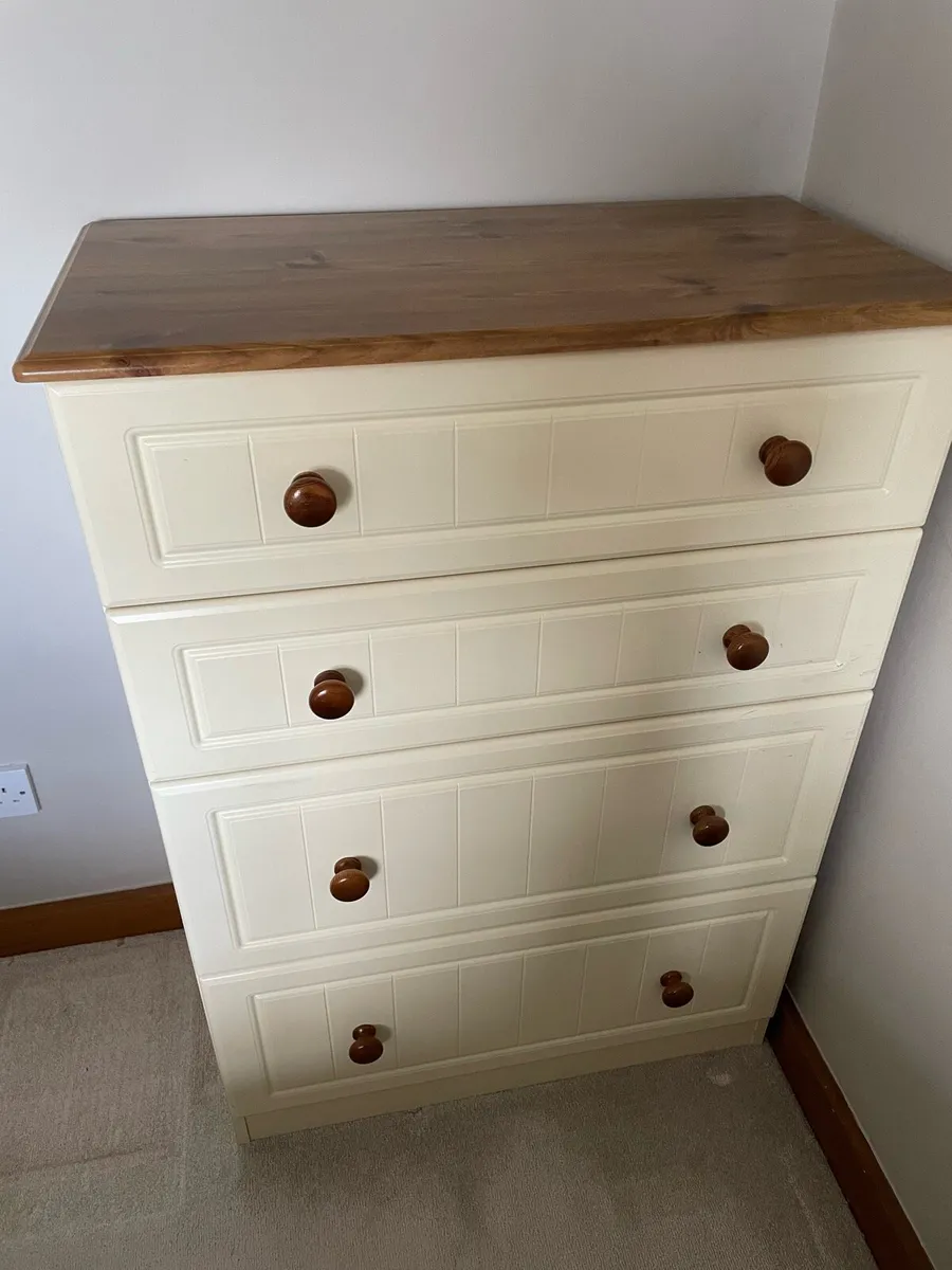 3 Piece Bedroom Set - Image 1