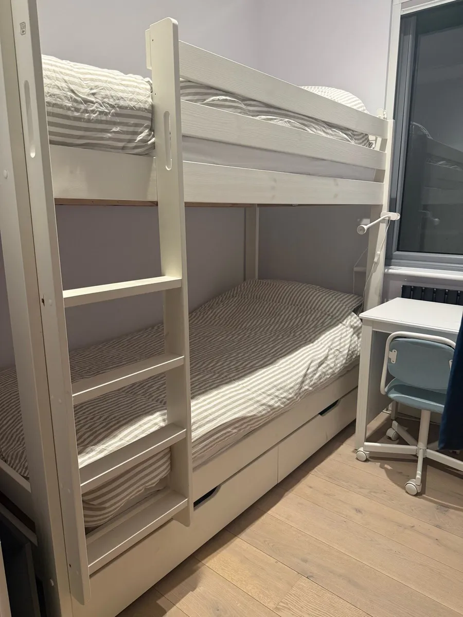 Bunkbeds - Image 1