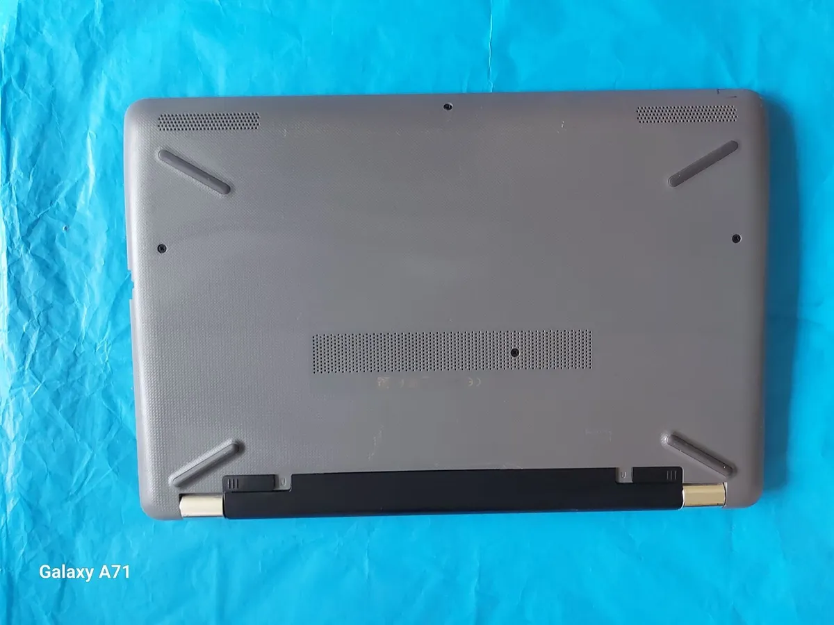 HP 15.6 inch Laptop, TPN-C130, 4GB Ram, 1 TB HDD - Image 3