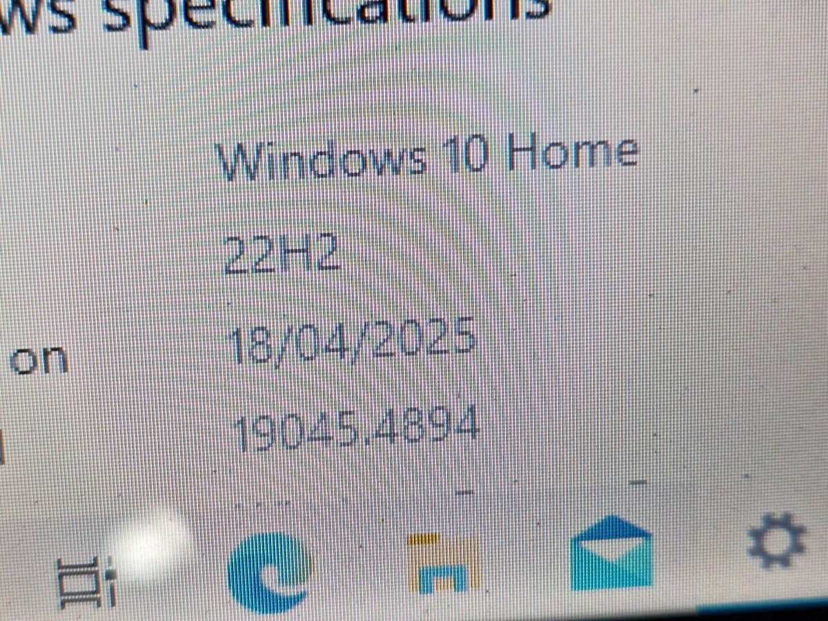 HP Laptop G60-100EM F1291EA#ABU 2GB Ram Windows 10 - Image 4