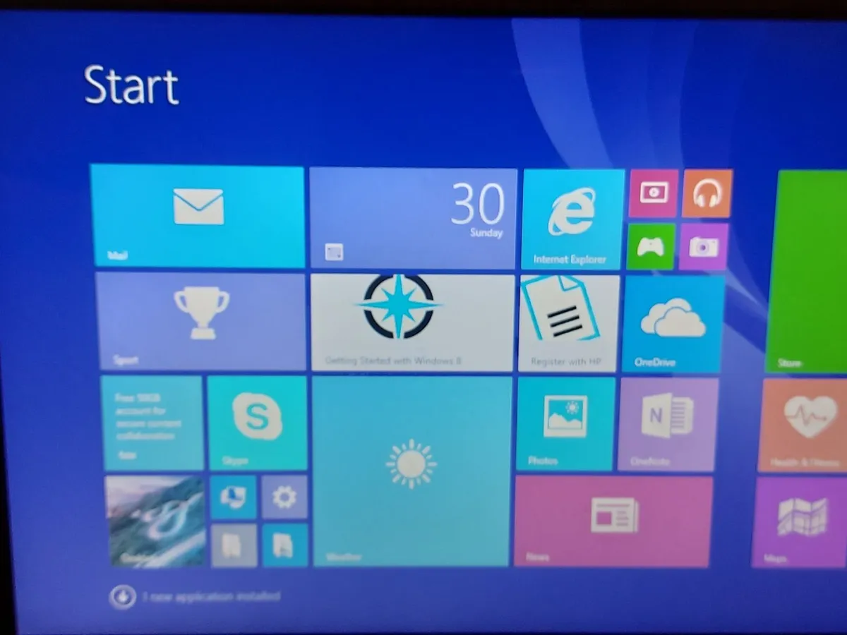 HP 15.6 inch Laptop, AMD A8-6410 APU 8GB Ram, 1 TB - Image 3