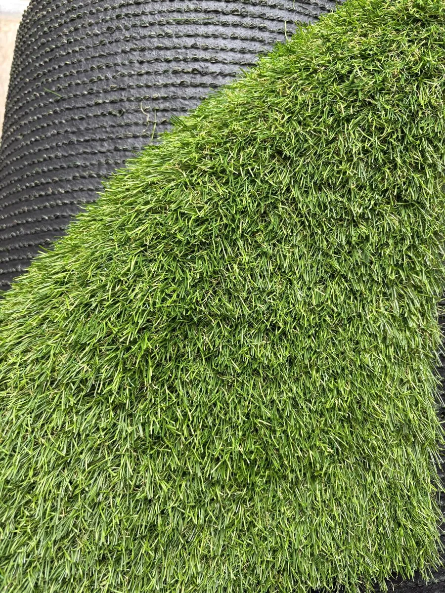 Brand new 40mm artificial grass 1000+ meters