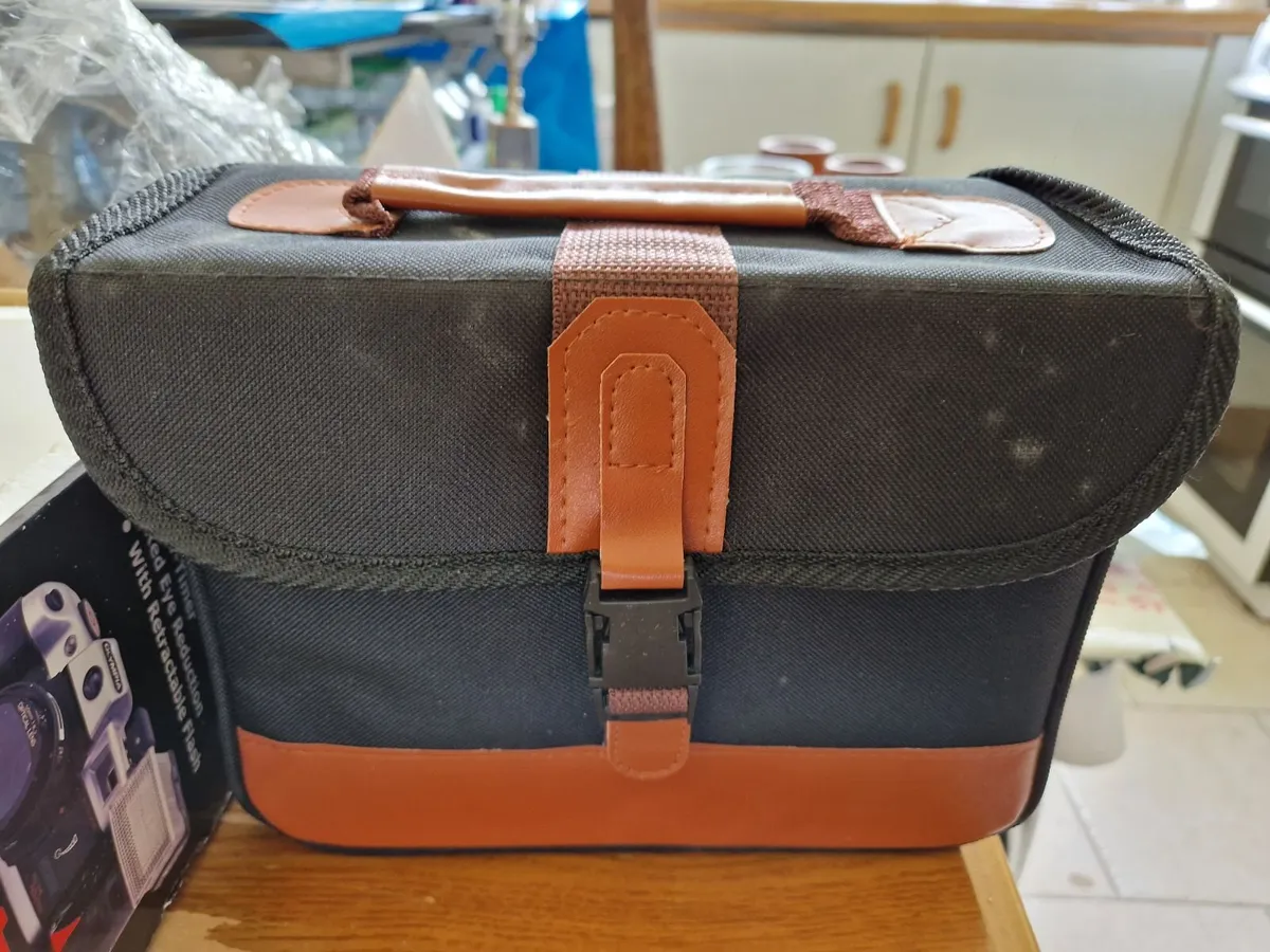 NEW OLYMPIA NK 3030 Advanced Camera in Carry Case - Image 3