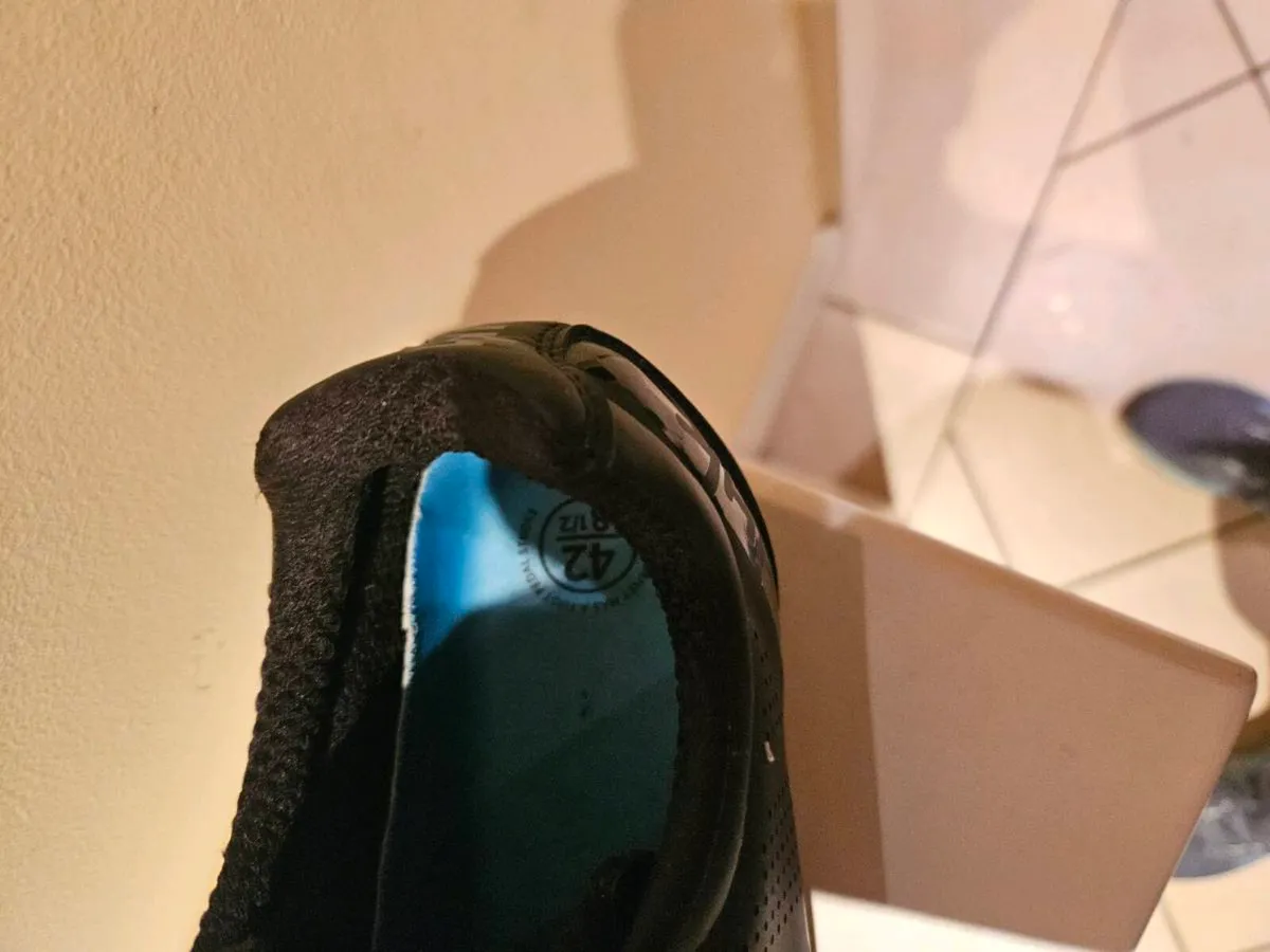 Cycling shoe spiuk Size 8/42 - Image 4