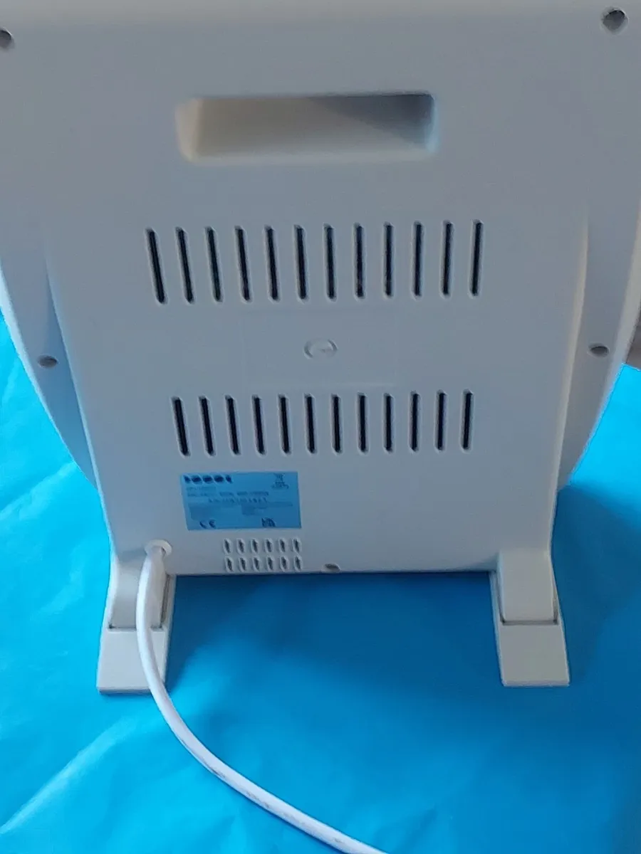 Kingfisher Heater, Model QH-1000D 2 Bar Heater - Image 3