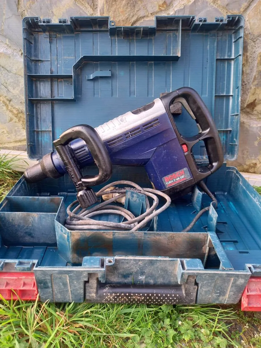Bosch SDS Max Hammer Drill - Image 3