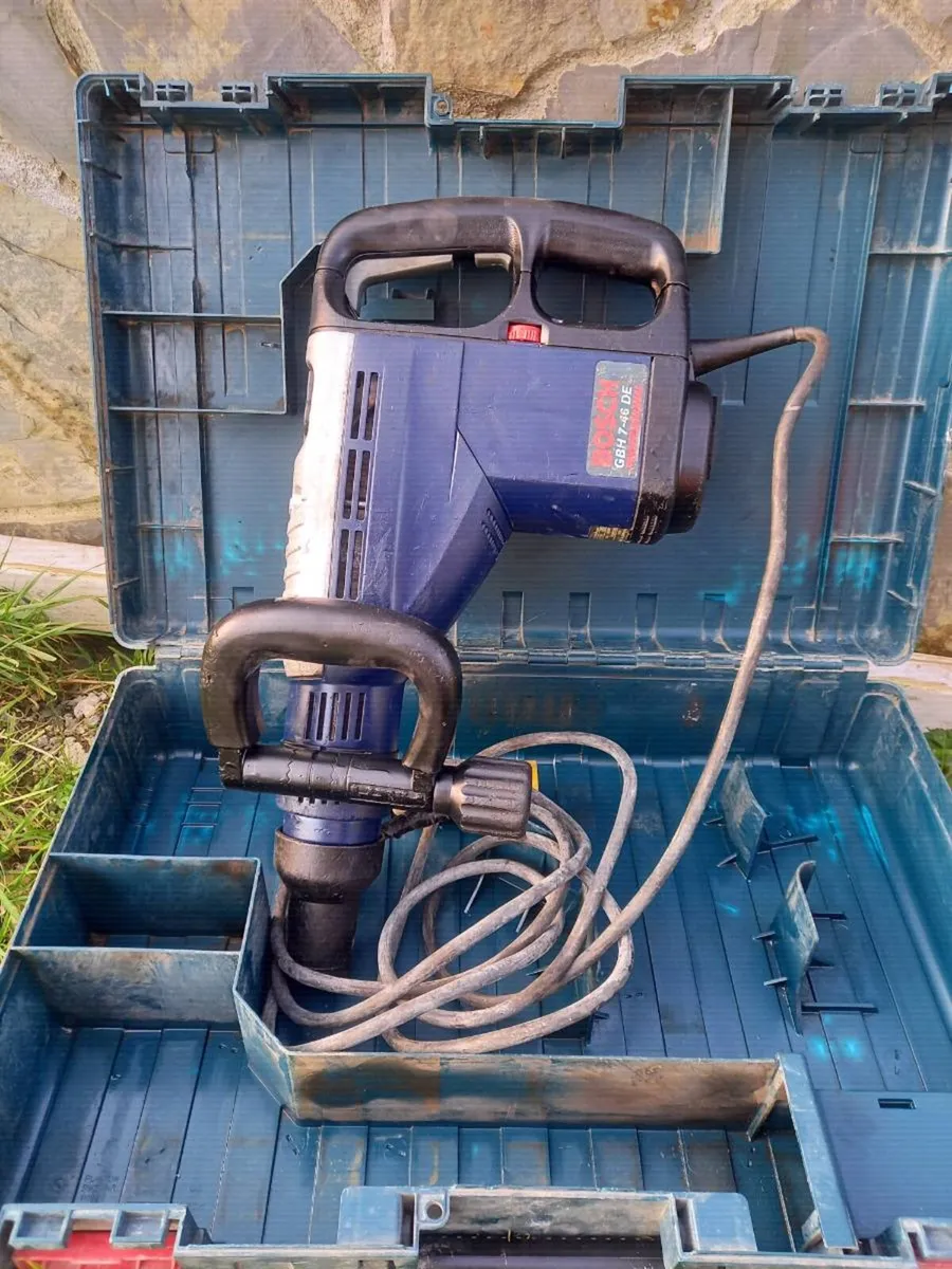 Bosch SDS Max Hammer Drill - Image 4