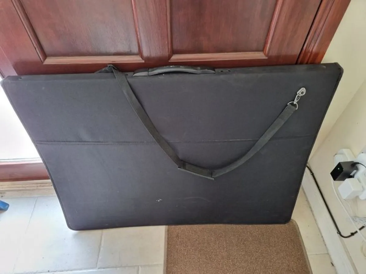 Portfolio Zipped Carry Case with Handle and Strap - Image 3