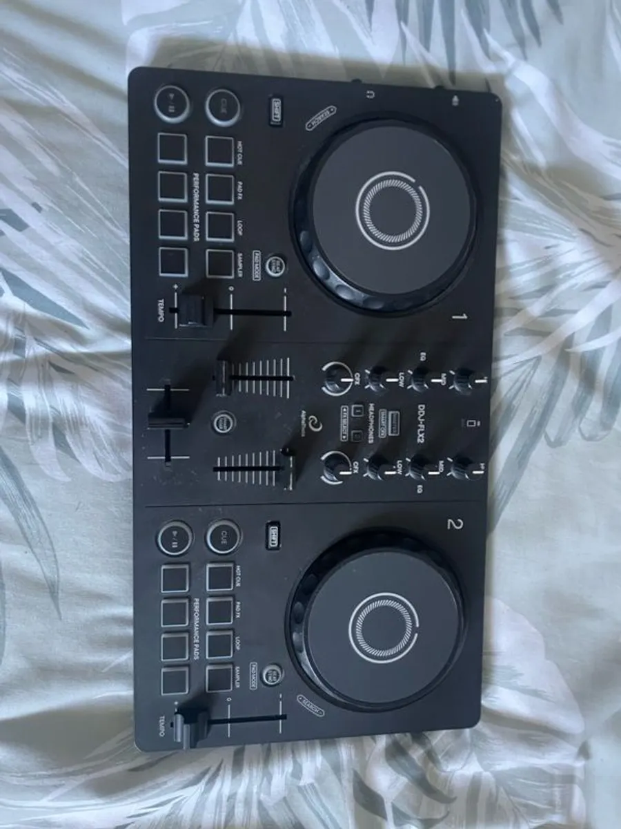 ddj flx 2s - Image 2