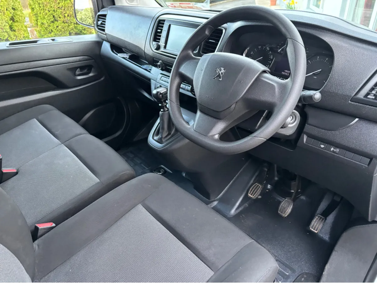 Peugeot Expert Professional 1.5 12 MONTHS WARRANTY - Image 4