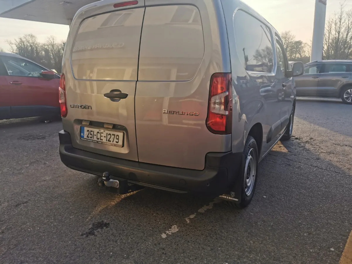 Citroen Berlingo LX PLUS BLUEHDI 100 M - Image 2