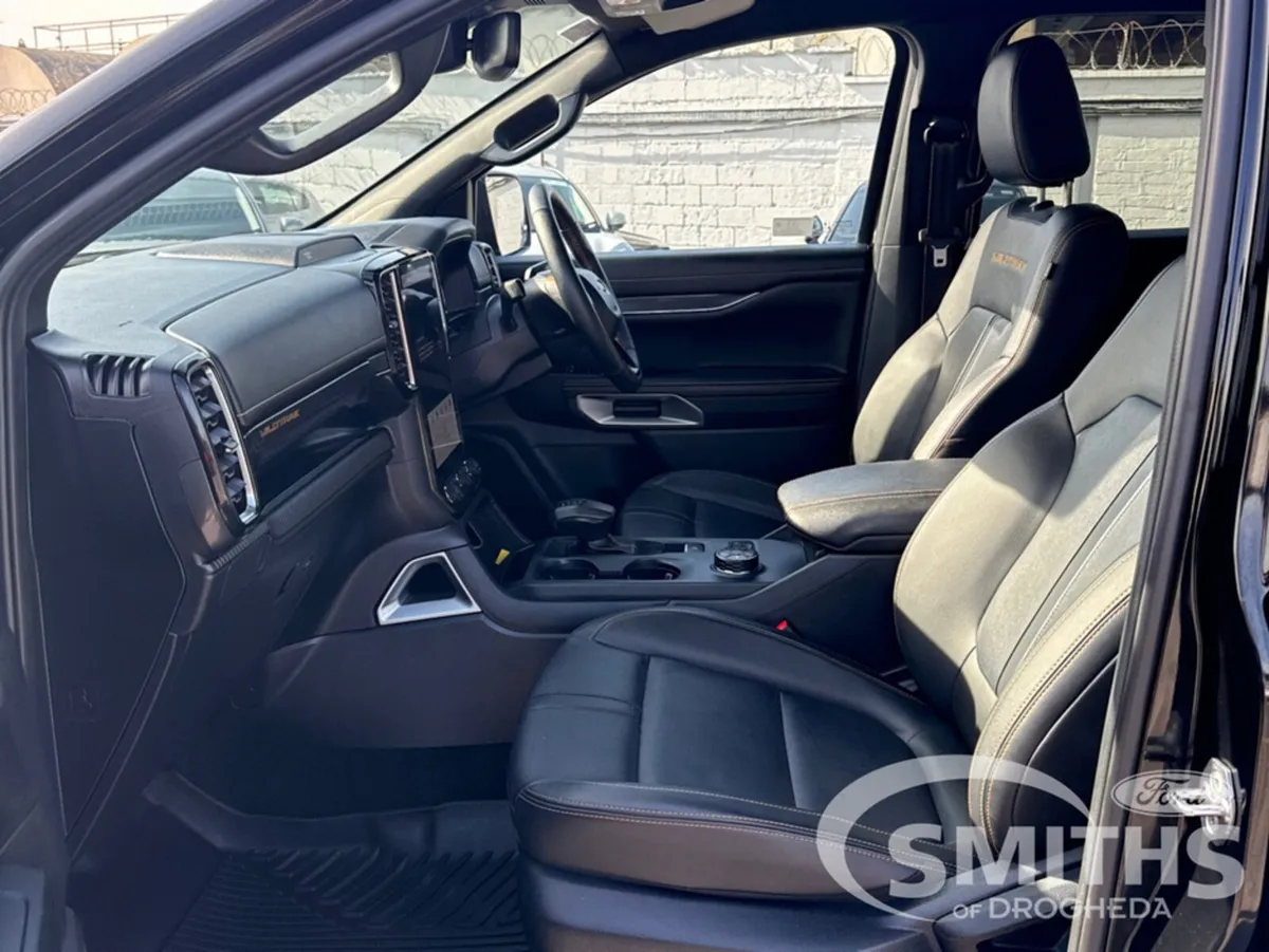 Ford Ranger WILDTRAK 2.0TD 205PS *AUTO* 20" ALLOYS - Image 3