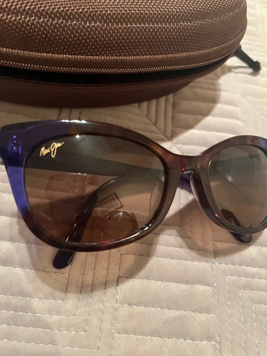 Ladies Sunglasses - Image 1