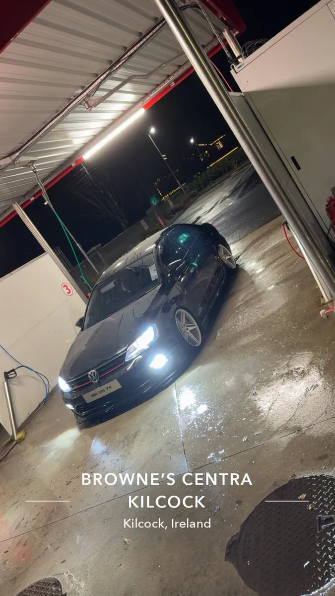 Bagged 2016 Jetta - Image 4