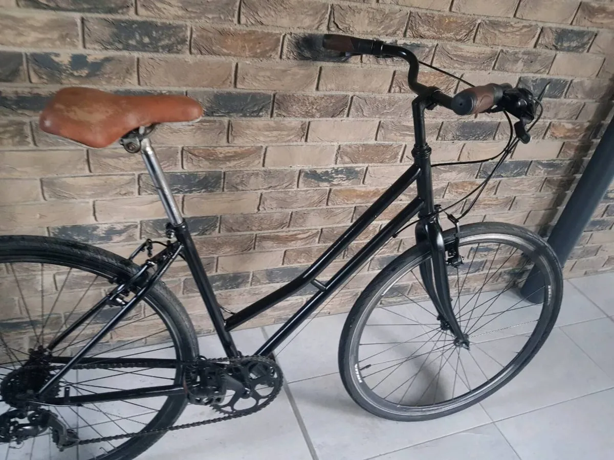 Ladies retro bike - Image 4