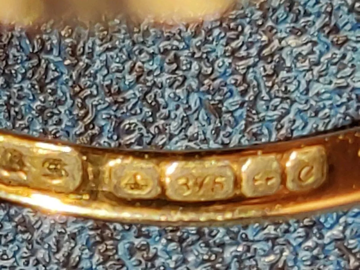 EDWARDIAN OPAL & GARNET, 9CT Gold Heavy Dress Ring - Image 2