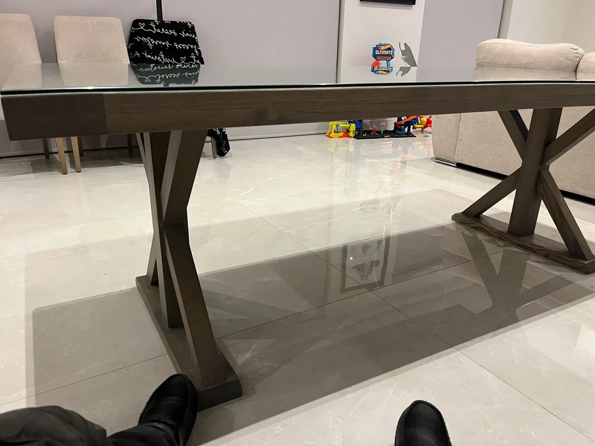 Dining room table - Image 4