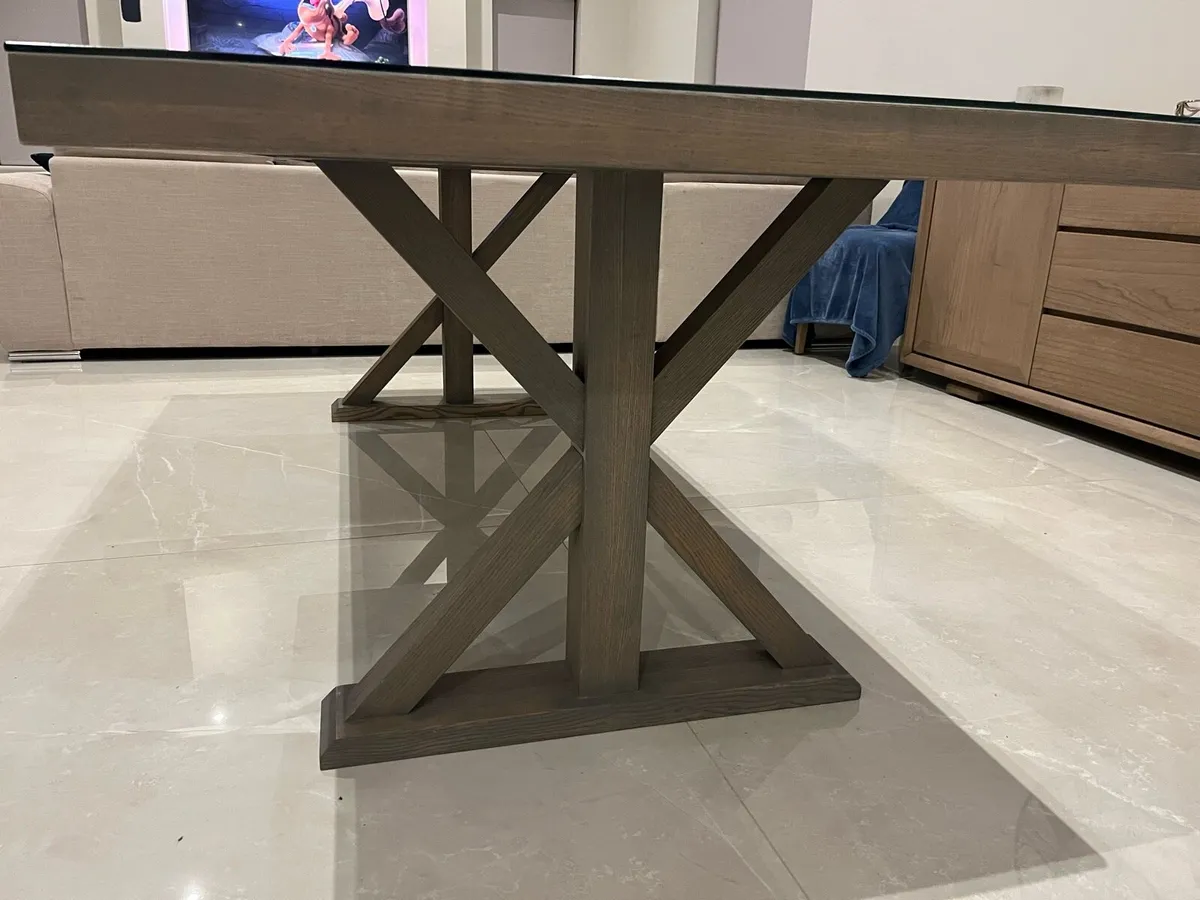 Dining room table - Image 2