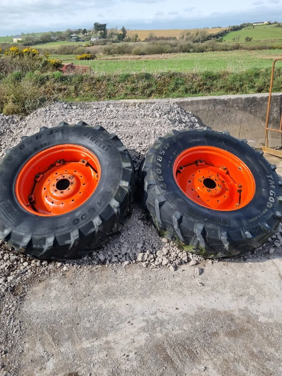 Wheels and tyres - Image 1