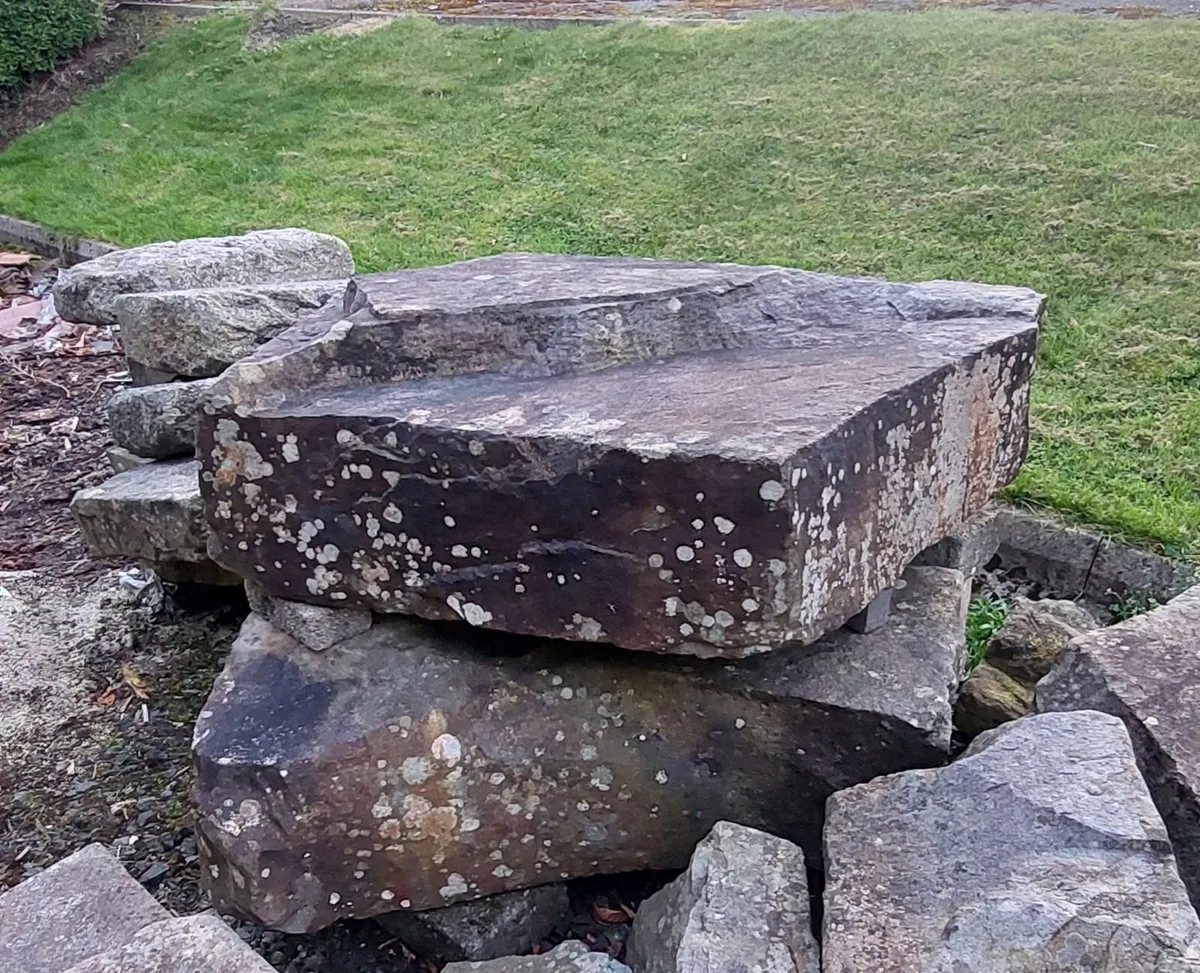 Stone boulders X 3 - Image 1