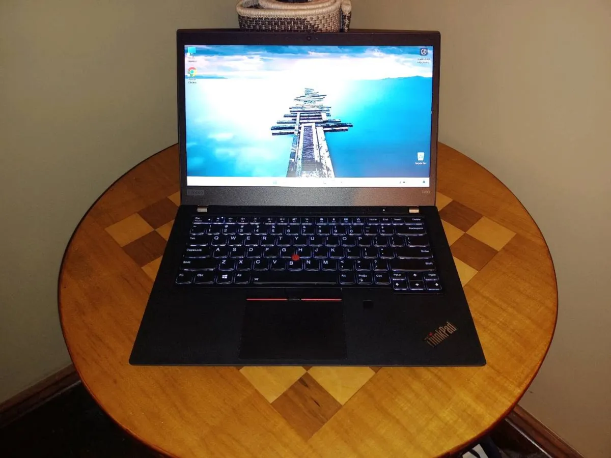 Laptop Lenovo Thinkpad T490 i7/16/256 - Image 1