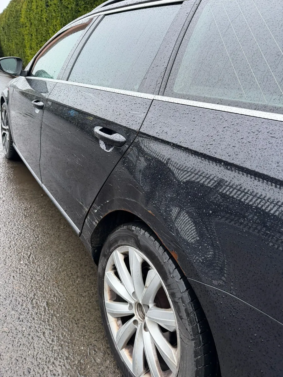 Vw Passat Estate tdi *** DAMAGED REPAIRABLE *** - Image 4