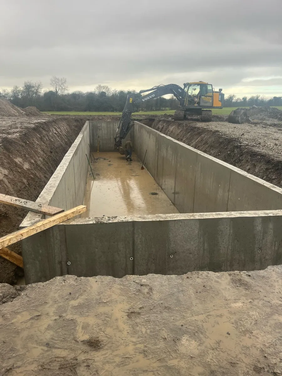 Concrete and formwork - Image 1